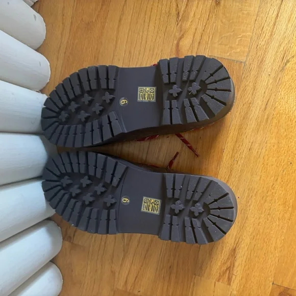 Jeffrey Campbell lug sole boat shoe loafer - Picture 7 of 7